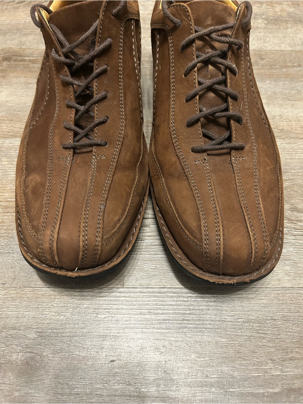 Johnston & Murphy Men’s Size 10.5 M Brown Suede Lace-Up Bicycle Toe Derbys Shoes - Picture 2 of 10